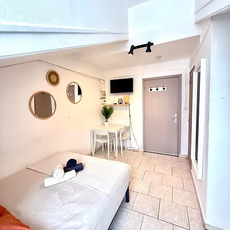 Daire Au Coeur De Gare Et A Vos Pieds *